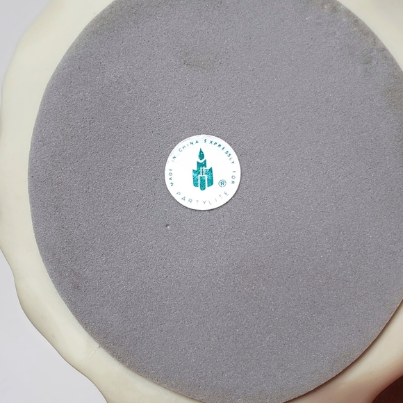 Large Ivory 👼🎄 Harp ANGEL - Candle Holder Christmas Partylite Box Mint Cond - Picture 12 of 12